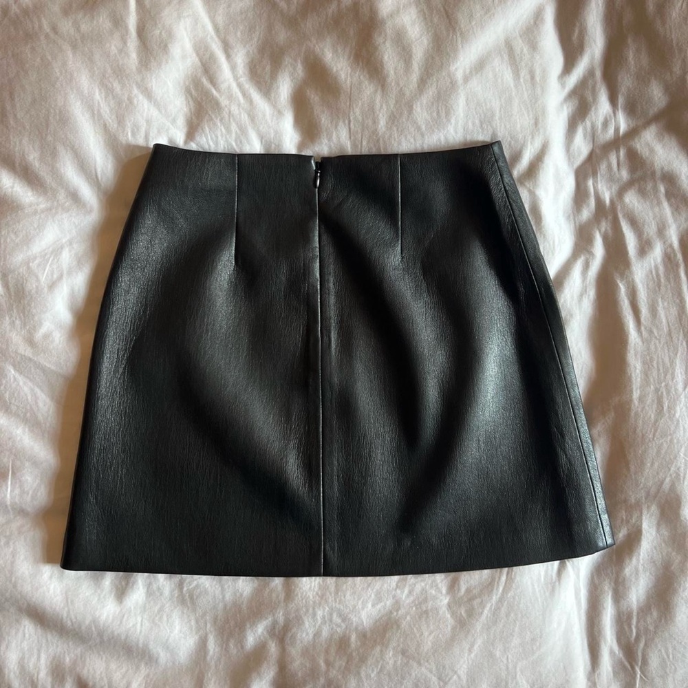 Aritzia Sunday Best Tatiana Skirt 4 - Picture 4 of 4